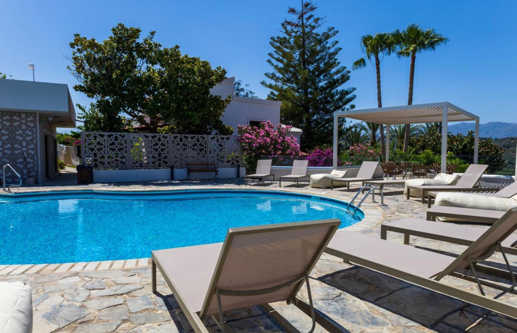 Aparthotel Rose Of Crete Platanés